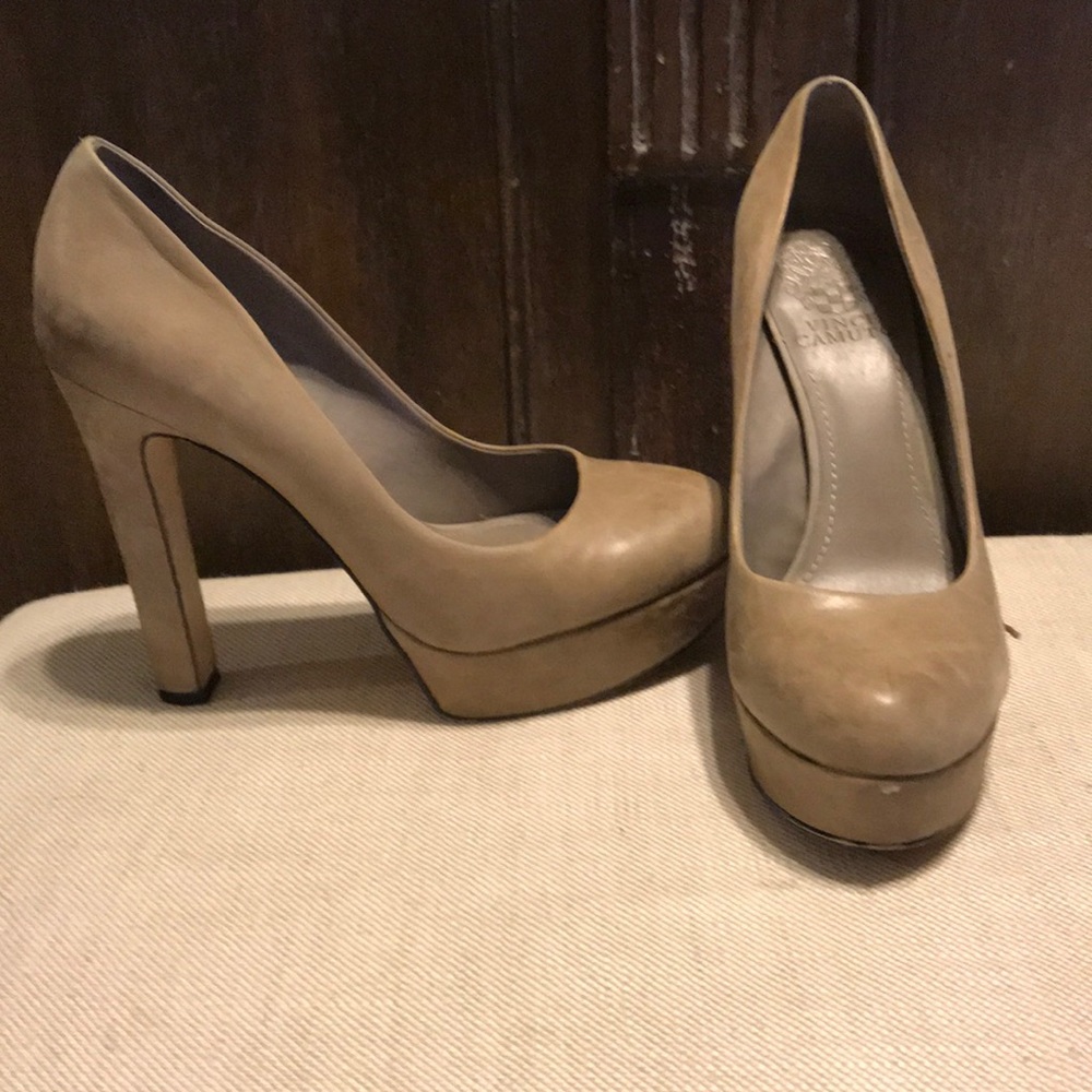 Vince Camuto Pumps